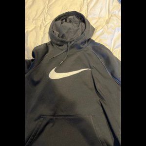 Women's Nike Sweatshirt